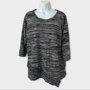 🧶 CLEARANCE Croft & Barrow Black & White Angled Hem Sweater